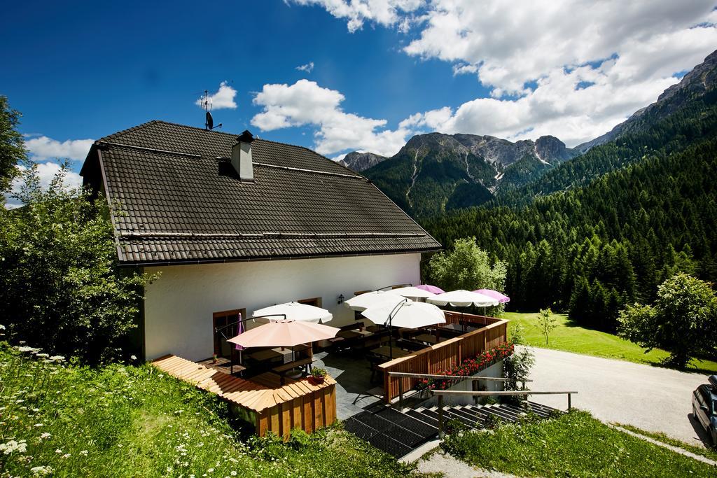 Berggasthof Trattes Olang Exterior foto